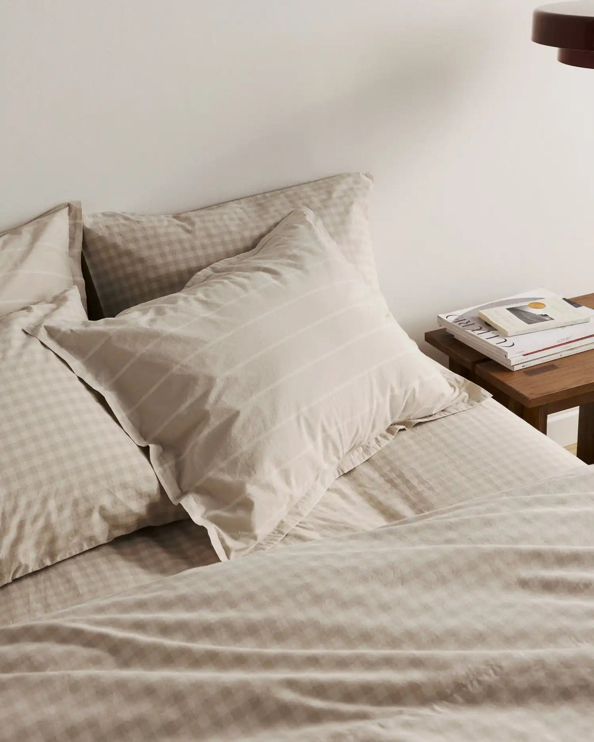 Brushed Cotton Fitted Sheet (Bone Check)