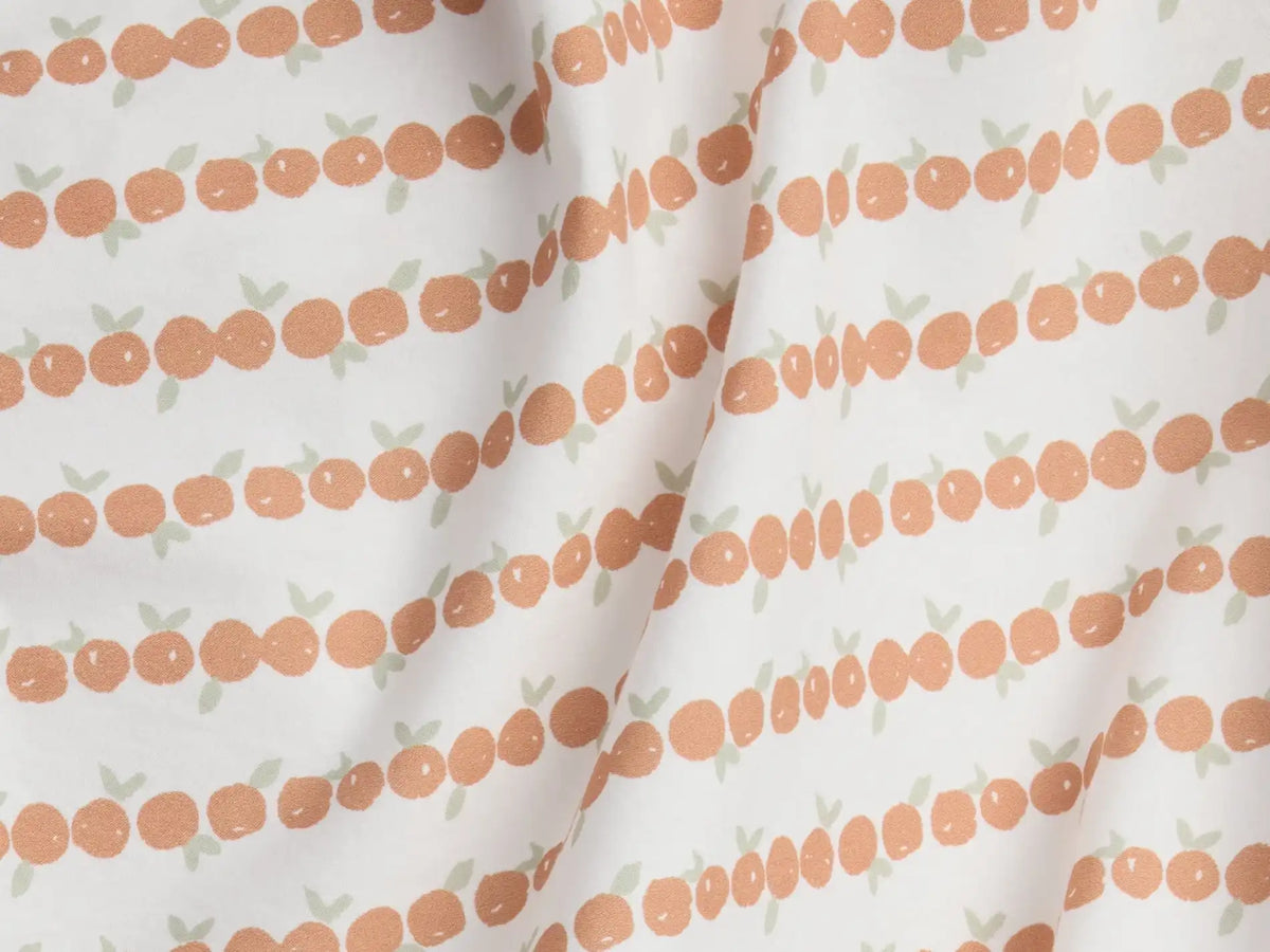 Percale Crib Sheet (Clementines)