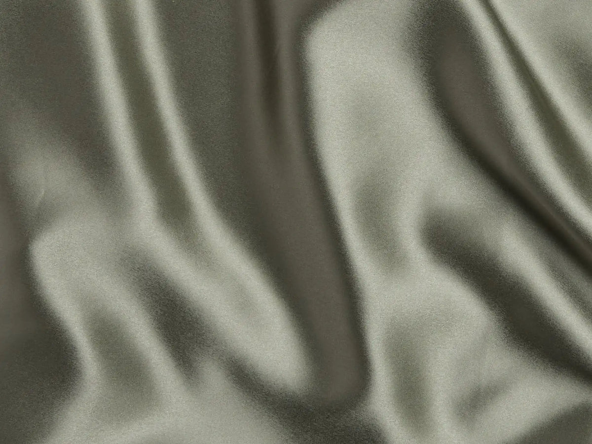 Silk Pillowcase (Moss)