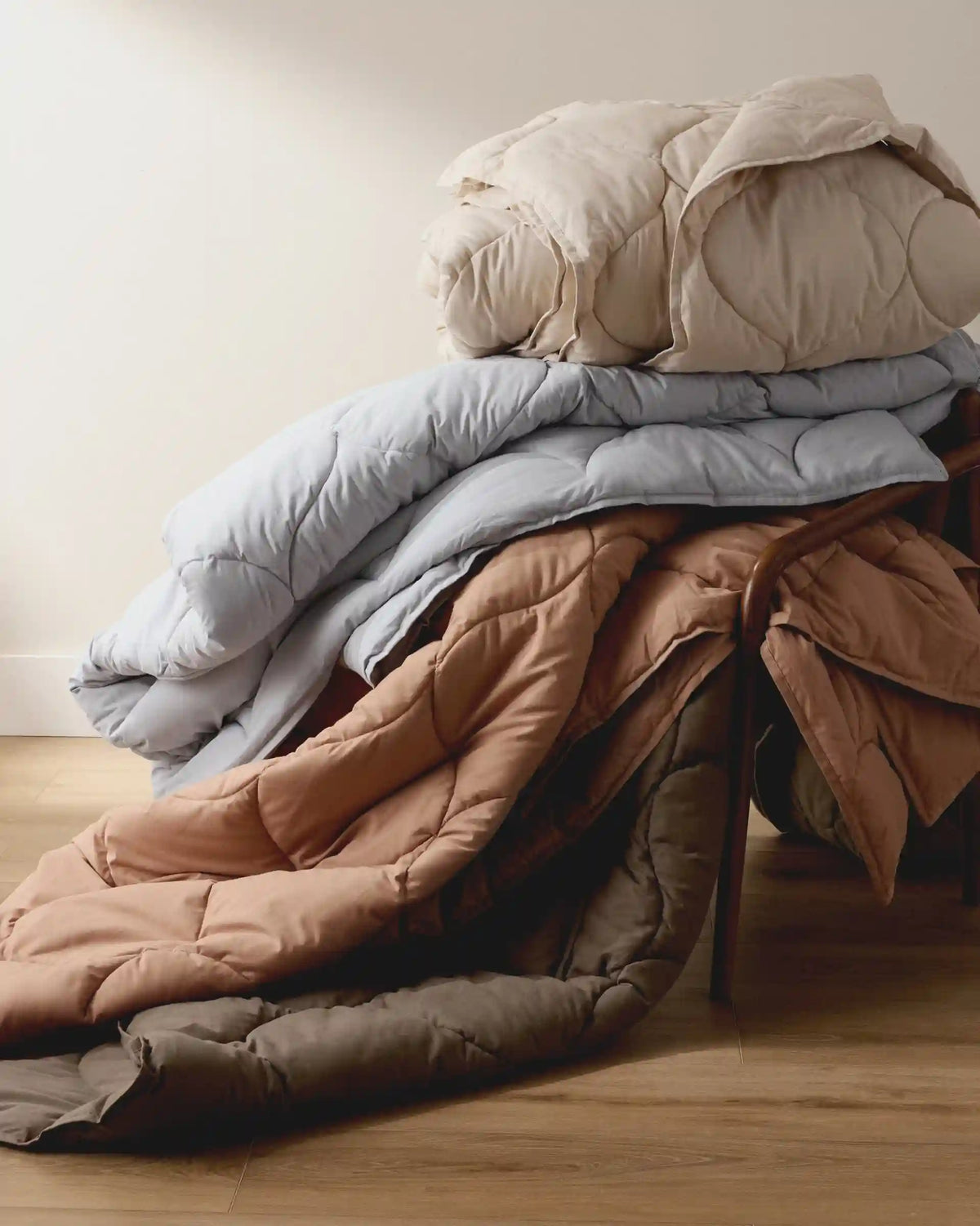 Cotton Drift Comforter (Bone)