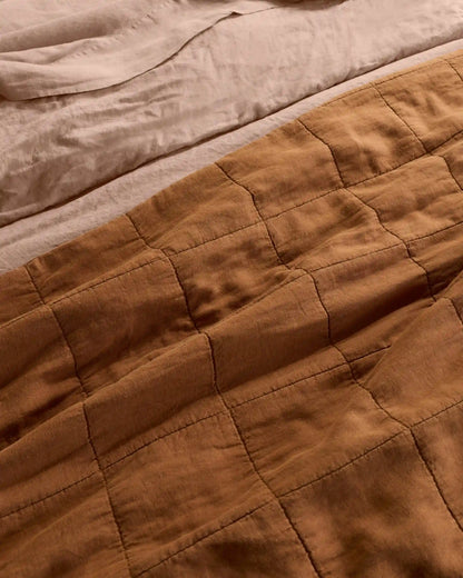 Linen Box Quilt (Tobacco)