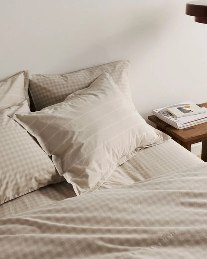 Brushed Cotton Fitted Sheet (Bone Check)