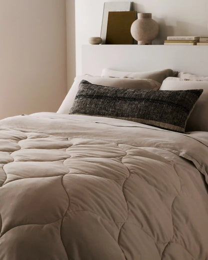 Cotton Drift Comforter (Bone)