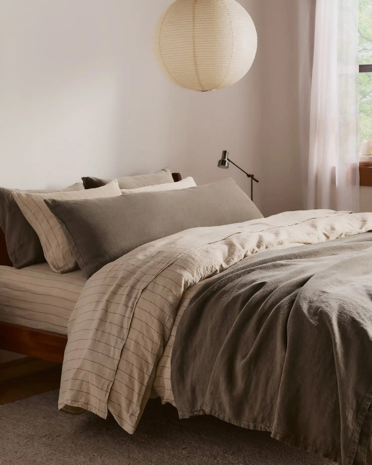 Linen Fitted Sheet (Bone Stripe)