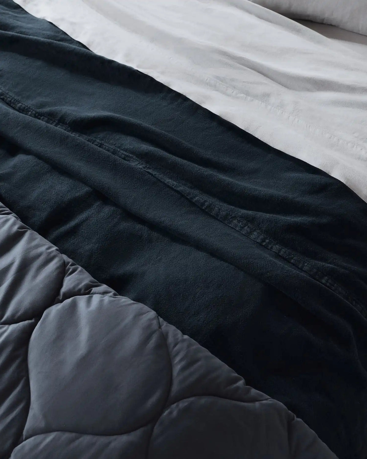 Cotton Drift Comforter (Dusk)