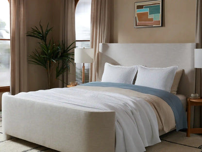 Matelasse Coverlet (White)