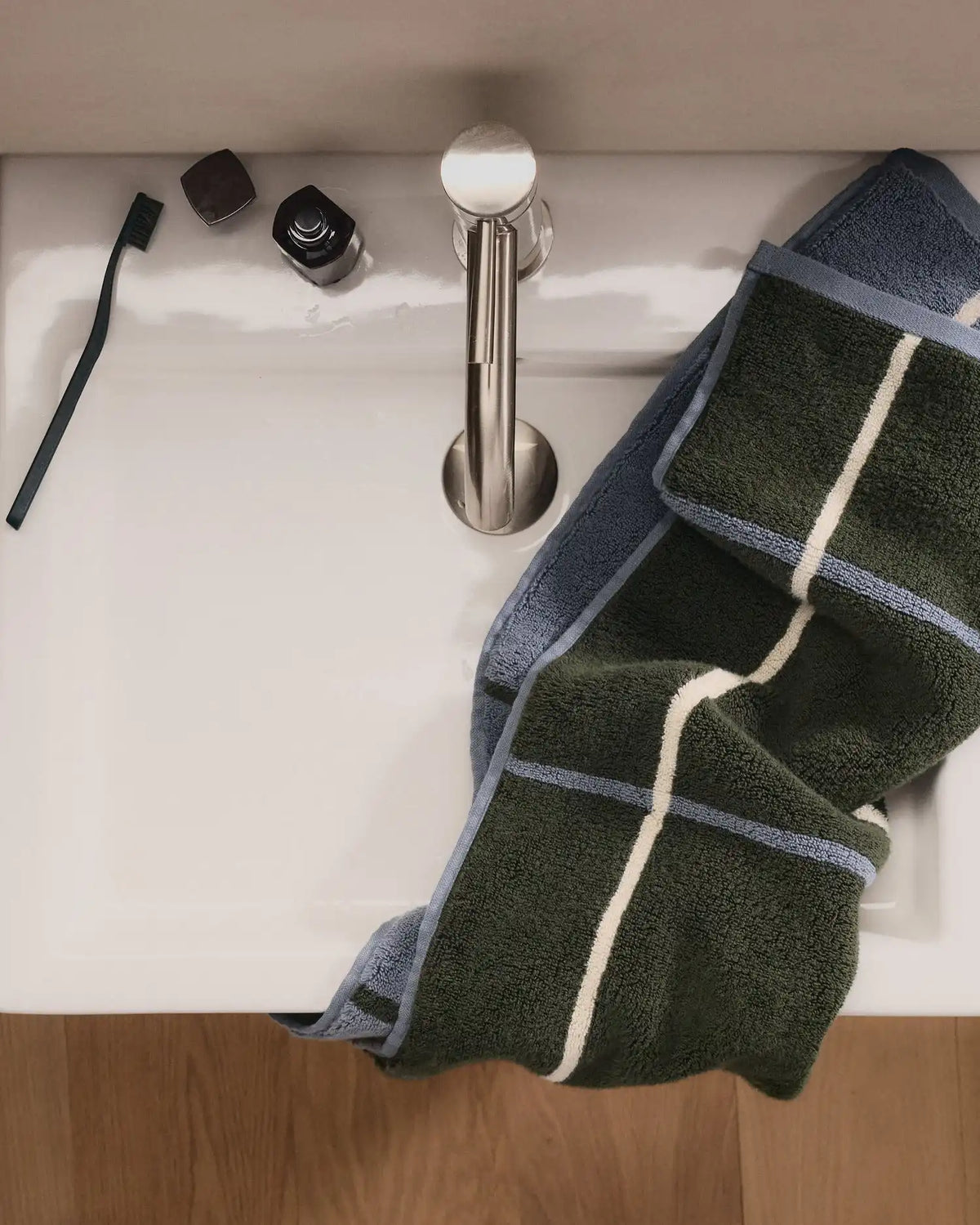 Organic Plush Towels (Dusk Windowpane)