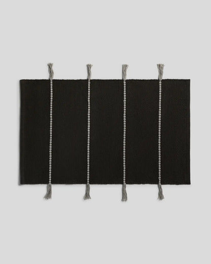 Organic Tassel Bath Rug (Onyx and Pewter)