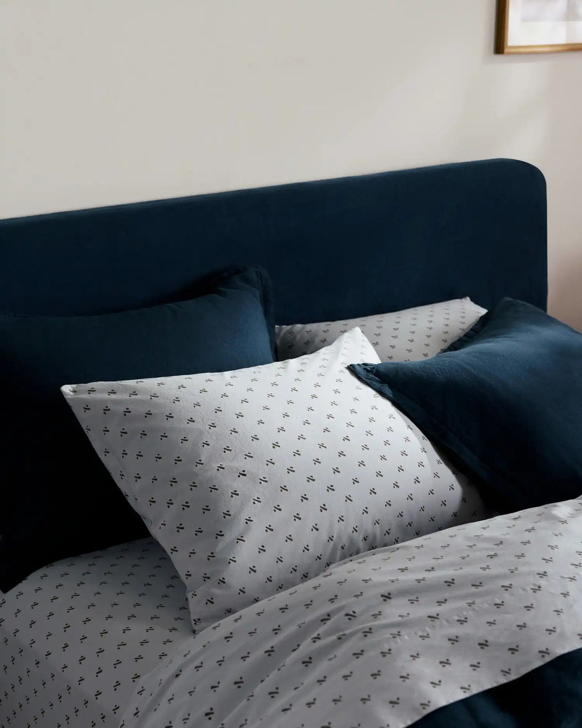 Overdyed Vintage Print Sheet Set - F/Q Sky