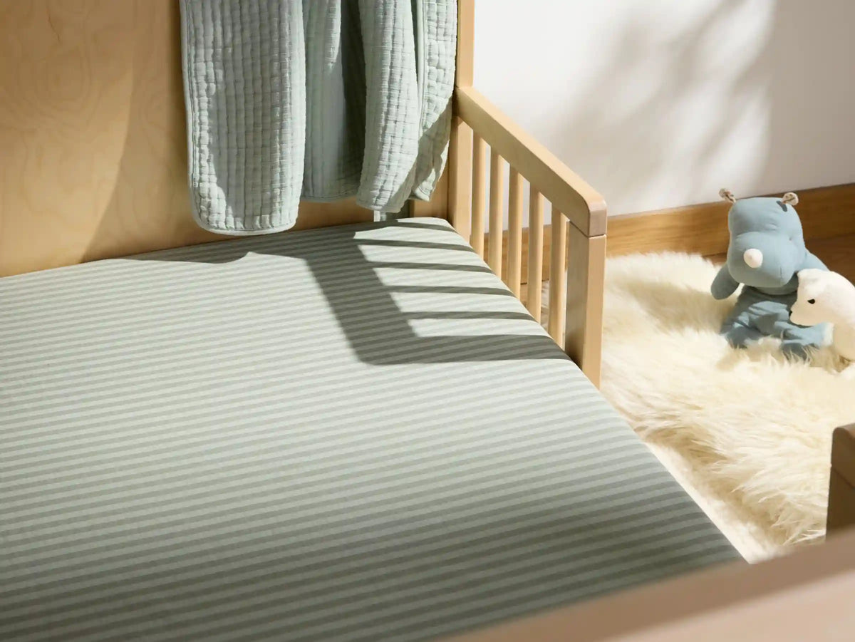 Percale Crib Sheet (Moss Stripe)