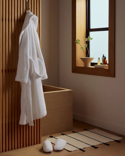 Organic Tassel Bath Rug (Natural and Onyx)