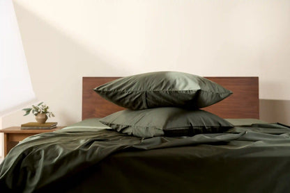 Sateen Fitted Sheet (Evergreen)